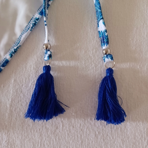 VENUS Tassel Tie-Side Bikini Bottom, size 4 - Picture 6 of 11